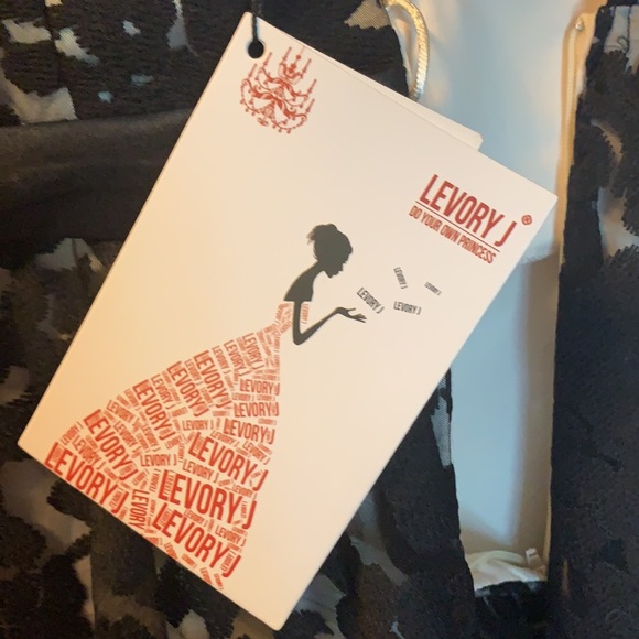 NWT Levory J black & cream cocktail dress size 10 - Picture 6 of 11